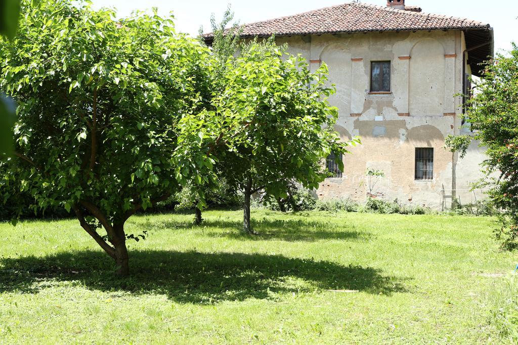 ロベッコ・スル・ナヴィーリオBorgo Archintoアパートメント エクステリア 写真